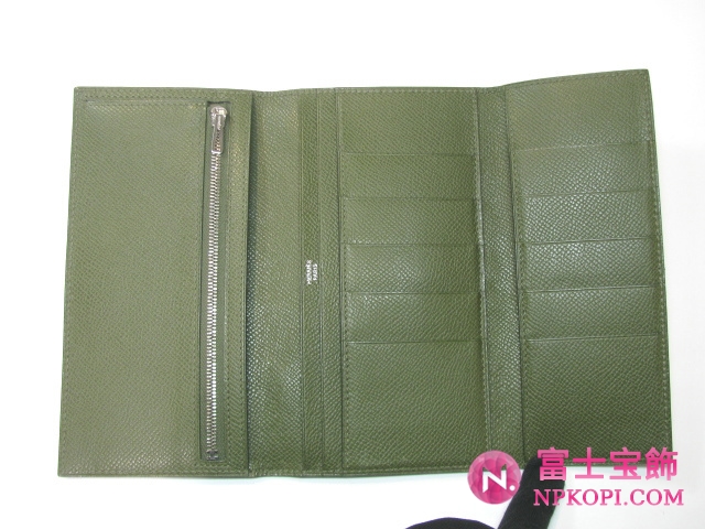 ブランド名：HERMES（エルメス）商品名：ベアン三つ折長財布HERMES032803024